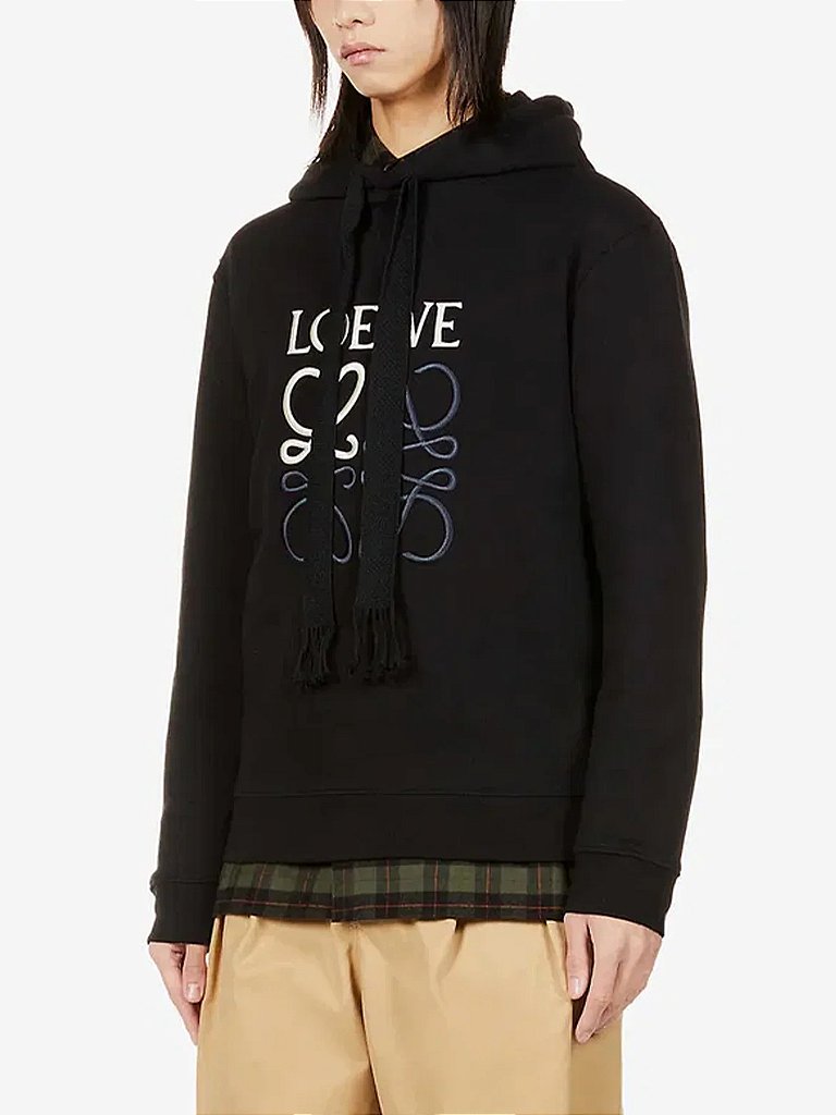 Loewe Anagram Embroidered Logo Hoodie in Black - Loro - Itens