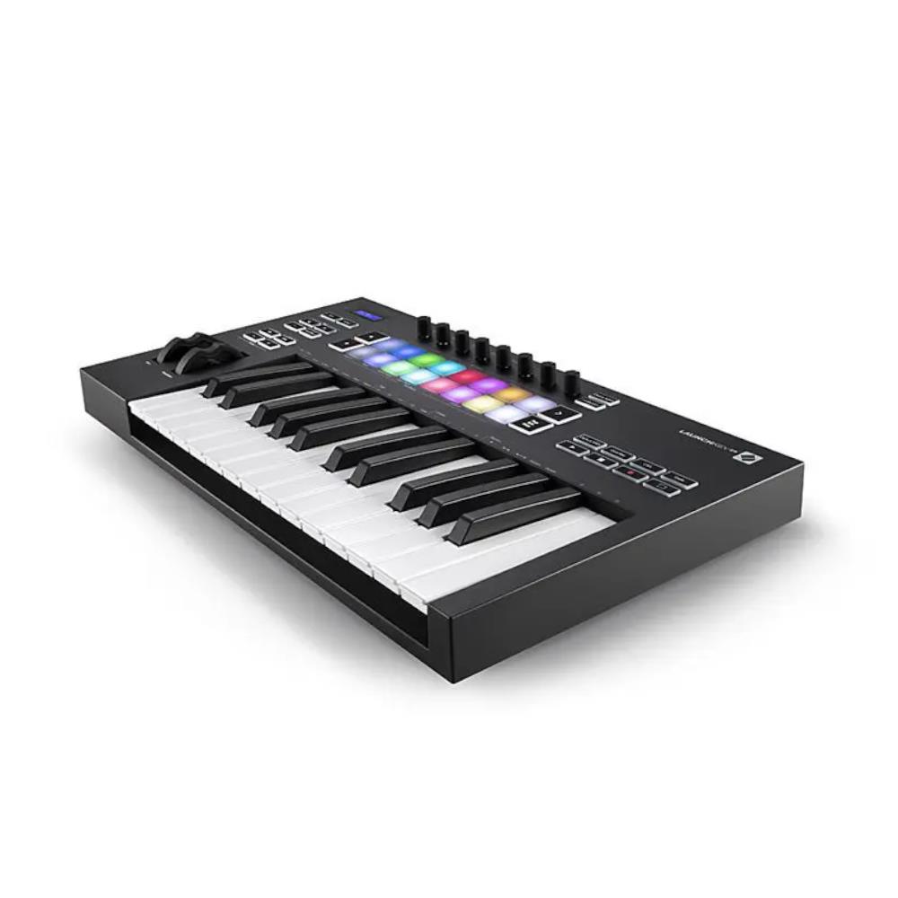 Controlador Midi com 25 Teclas USB LAUNCHKEY25 MK3 - NOVATION