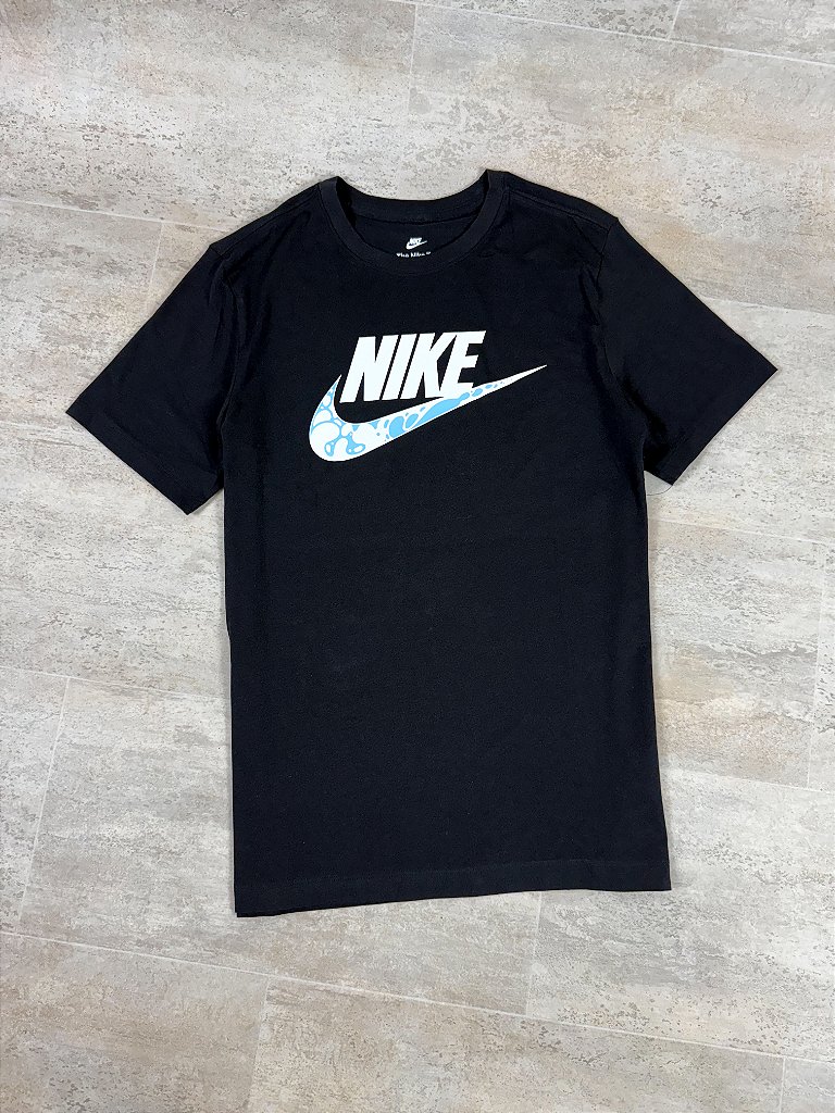 Camiseta Nike Sportswear HQ0832 - DFR.Clothing