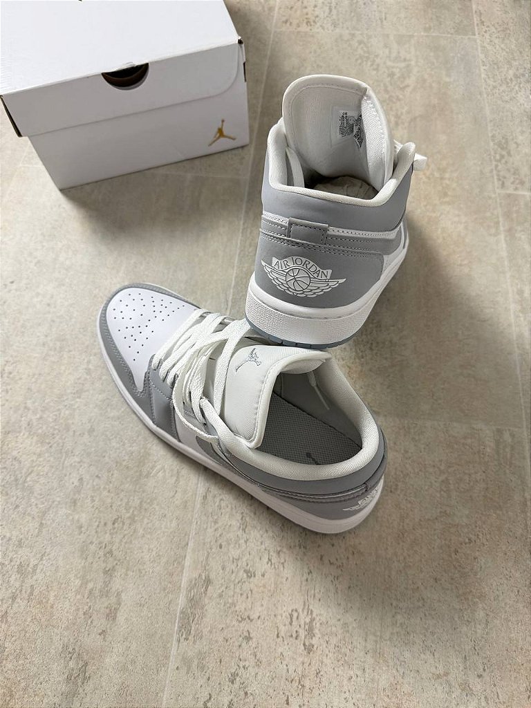 Tênis Air Jordan 1 Low Wolf Grey - DFR.Clothing