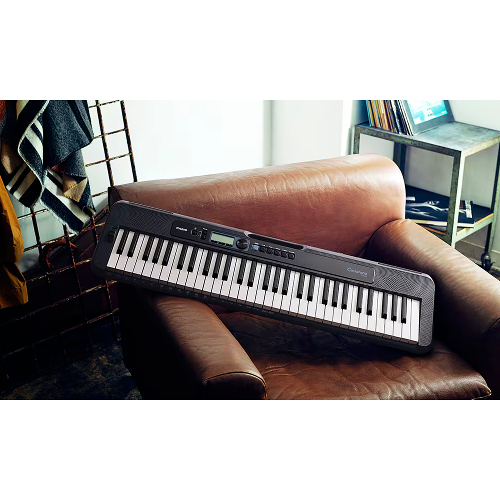 Teclado Musical Casio Casiotone CT-S300 Preto 61 teclas - Guitar