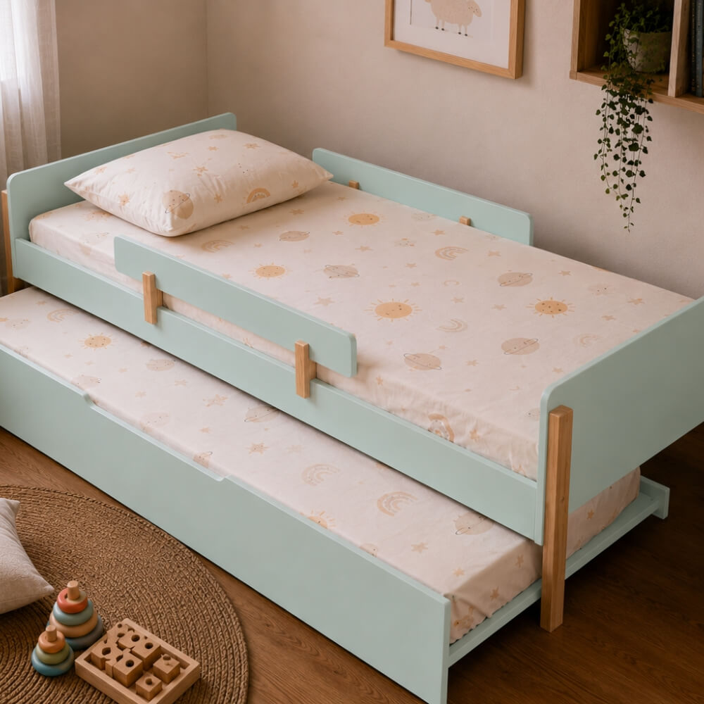 Cama Auxiliar com Rodinhas