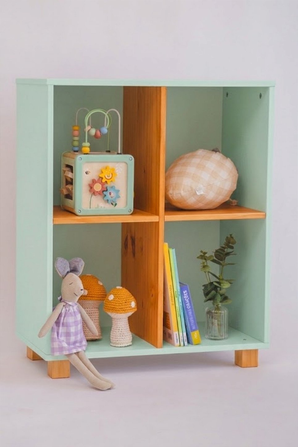 Estante montessori nichos infantil