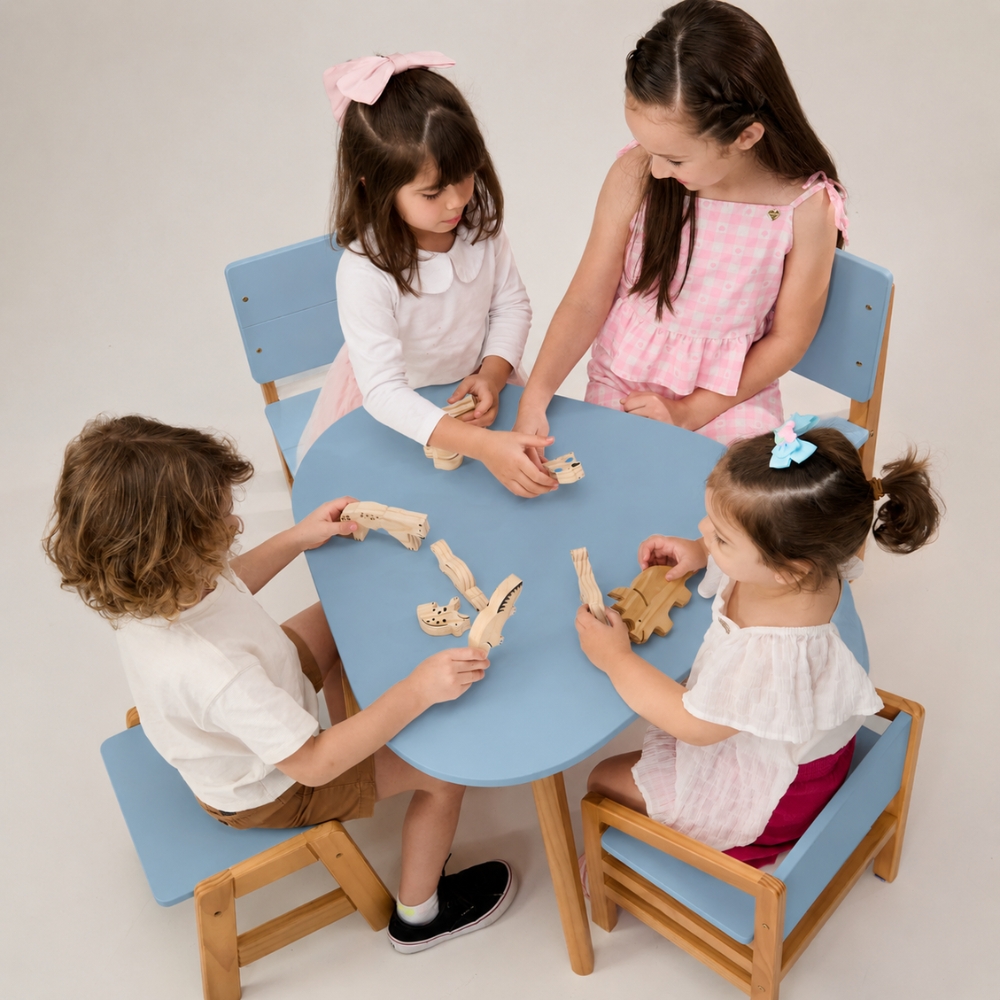 Mesa Infantil Orgânica Azul