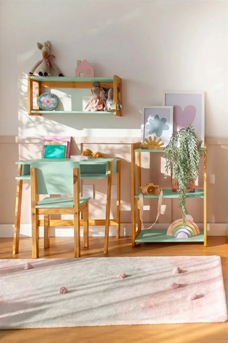 Cadeira Infantil com Regulagem Verde