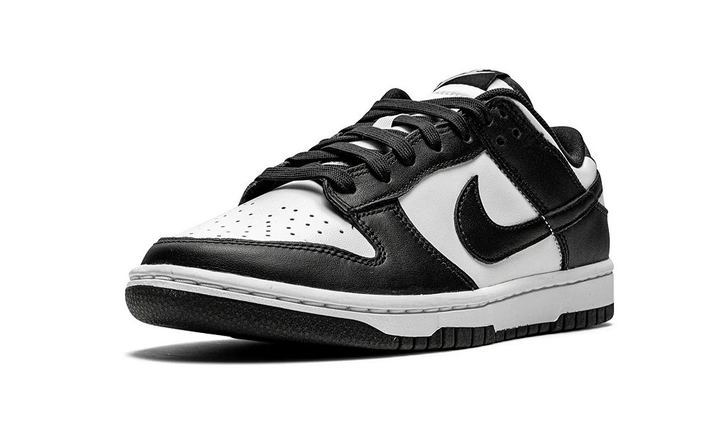 black and white dunks size 4