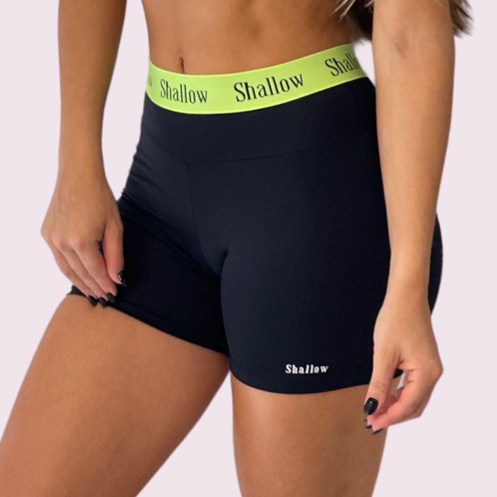 Shorts Elastic Empina Bumbum Suplex Preto com Elástico Shallow Verde Neon -  Shallow Beachwear