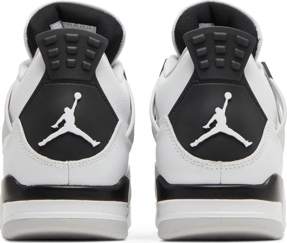 AIR JORDAN 4 RETRO MILITARY BLACK - Os melhores sneakers