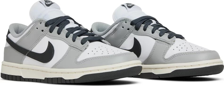 NIKE DUNK LOW ' LIGHT SMOKE GREY ' - Os melhores sneakers estão aqui !