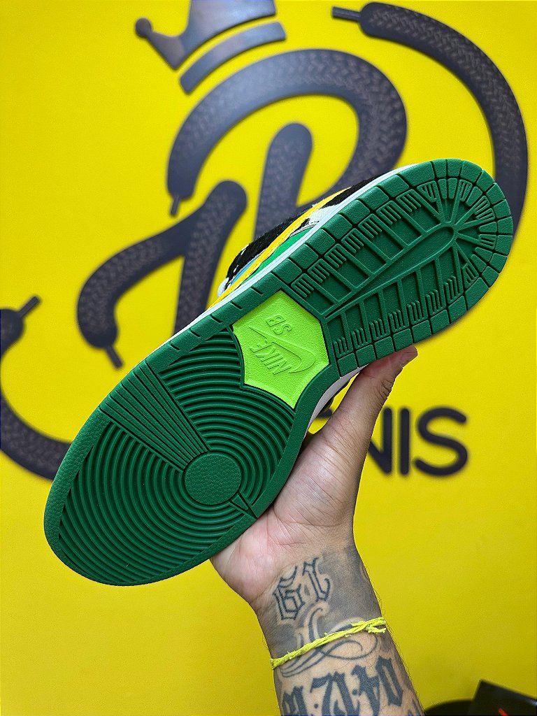 NIKE SB DUNK LOW X BEN & JERRY'S ' CHUNKY DUNKY ' - A PRONTA
