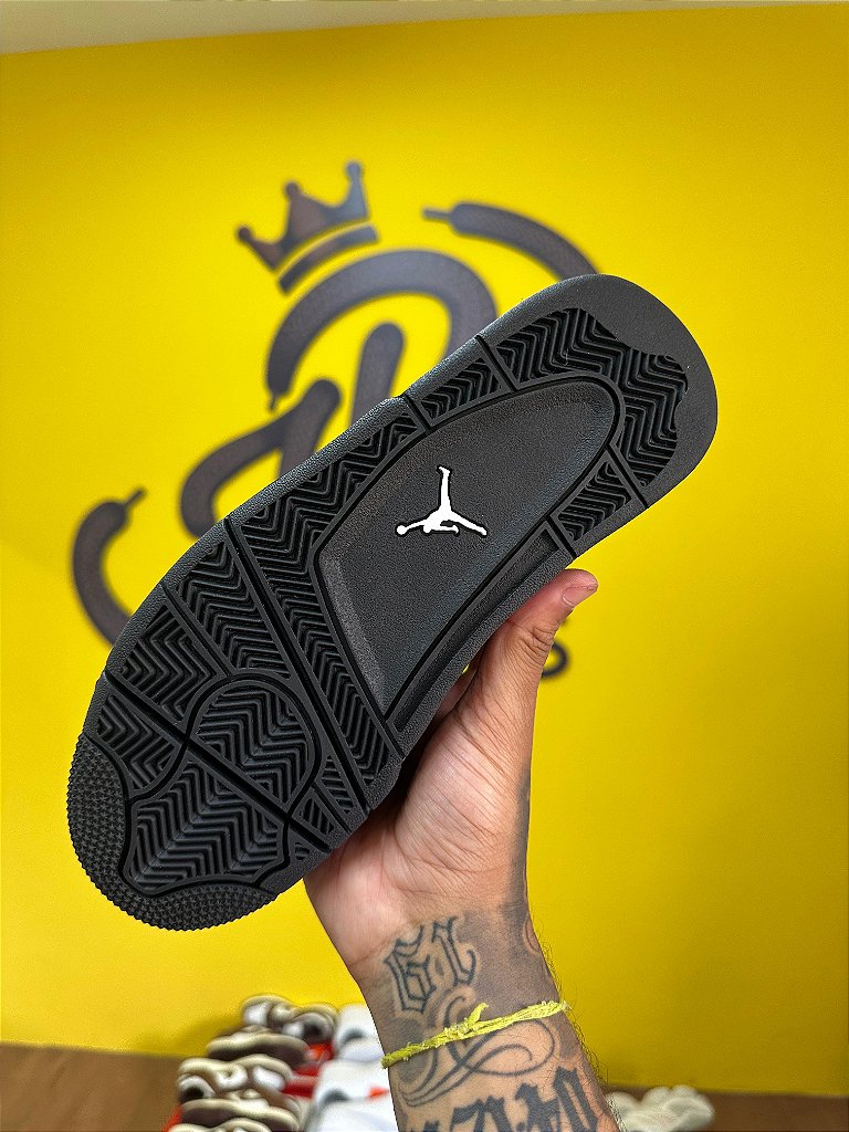 Air Jordan 4 Retro Black Cat - A PRONTA ENTREGA - Quem entende de