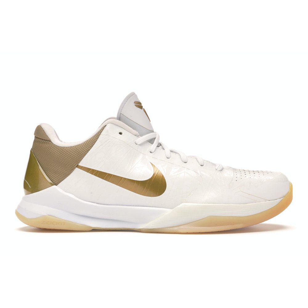 Nike zoom Kobe 5 ホワイト/ゴールド シューズ TÊNIS NIKE ZOOM KOBE 5 ' BIG STAGE HOME ' - Os melhores sneakers
