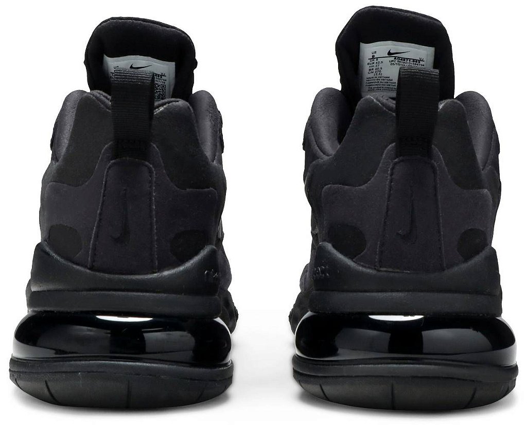 Nike react top triple black