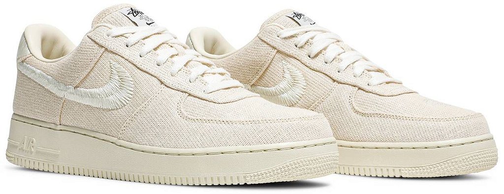 TÊNIS NIKE AIR FORCE 1 LOW X STUSSY ' FOSSIL ' - Quem entende de