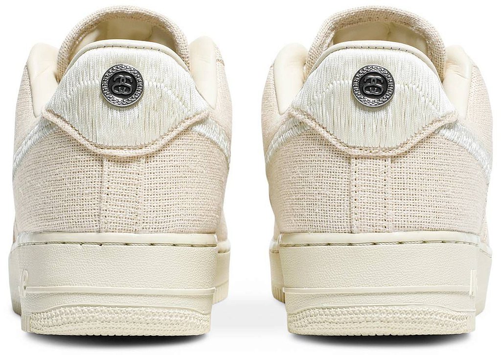 TÊNIS NIKE AIR FORCE 1 LOW X STUSSY ' FOSSIL ' - Quem entende de