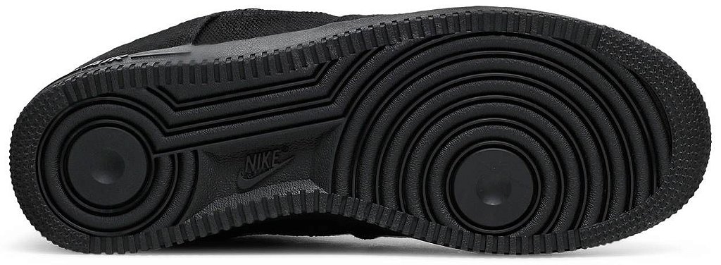 Tênis Stussy x Air Force 1 Low 'Triple Black' CZ9084 001
