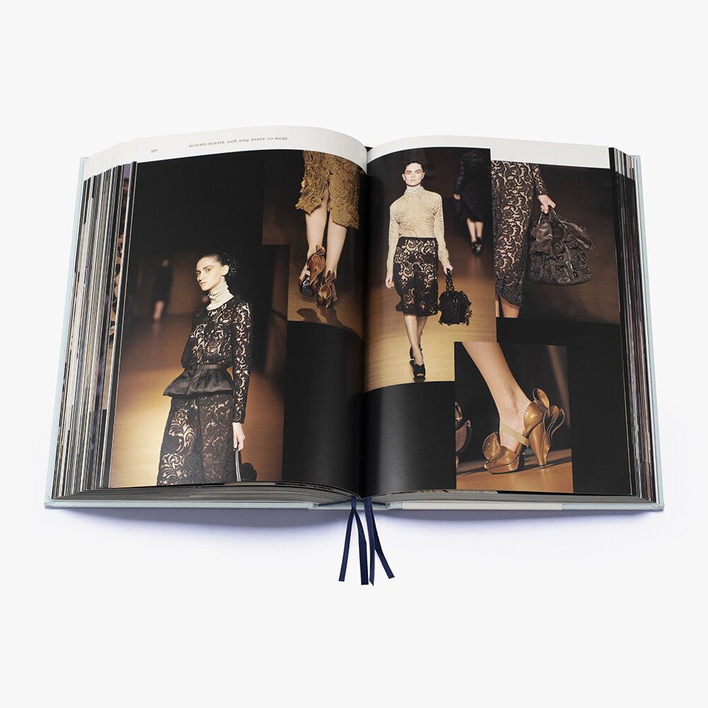 Livro Prada Catwalk - La Prado Home - A Sua Loja de Decoração de Livro Prada Catwalk - La Prado Home - A Sua Loja de Decoração de