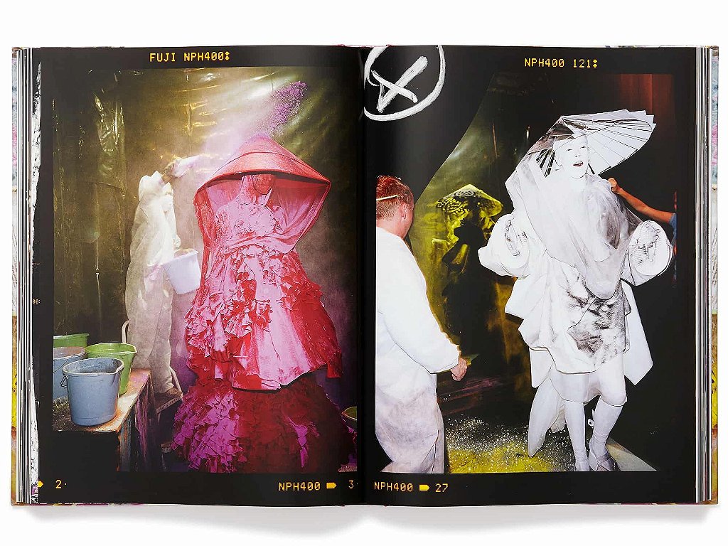 Livro John Galliano: Unseen - La Prado Home - A Sua Loja de