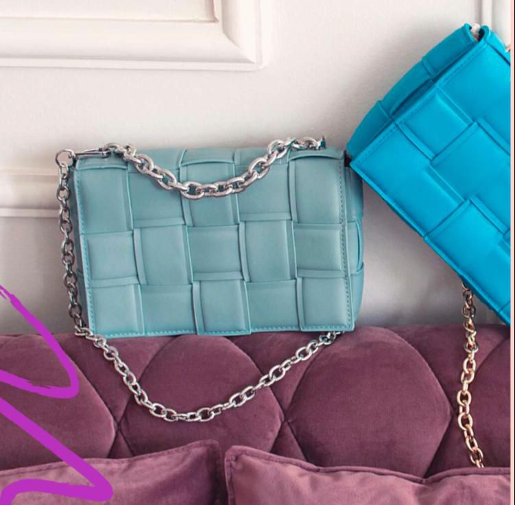 turquoise leather crossbody bolsa