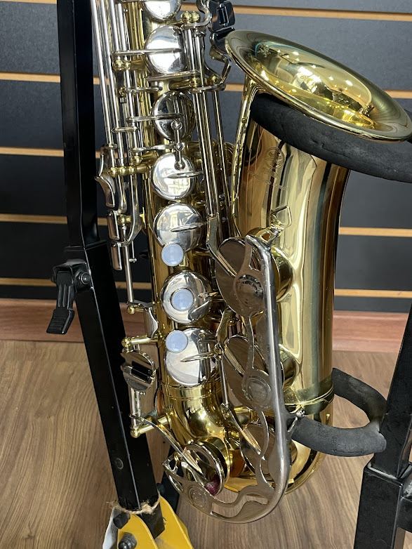 Sax Alto Yamaha YAS-23 (SEMINOVO) #166997 - Quero um Instrumento