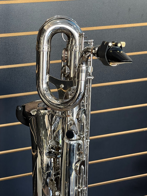 SAX BARITONO YAMAHA YBS-61 (SEMINOVO) PARCELAMOS EM ATE 10X S