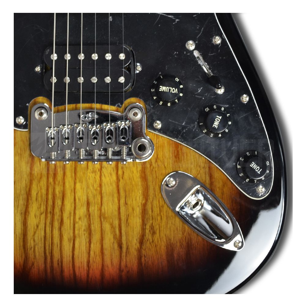 Guitarra G&L Tribute Legacy HSS TI-LGY-222R20M23 Strato 3TS