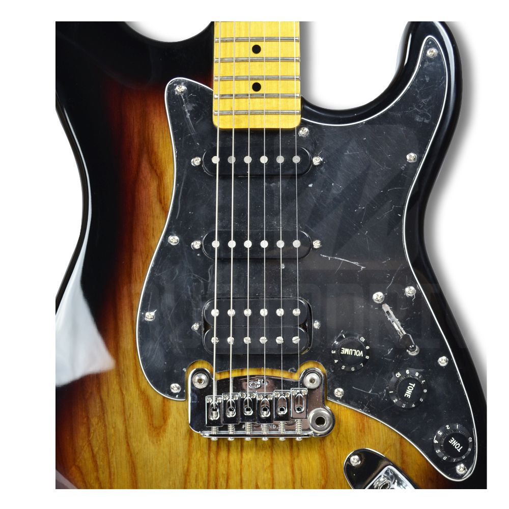 Guitarra G&L Tribute Legacy HSS TI-LGY-222R20M23 Strato 3TS