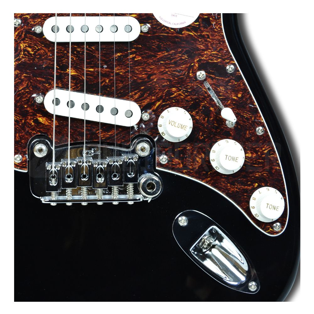 Guitarra G&L Strato Tribute Legacy TI-LGY-114R01M41 Gloss Black