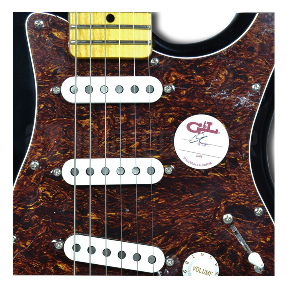 Guitarra G&L Strato Tribute Legacy TI-LGY-114R01M41 Gloss Black