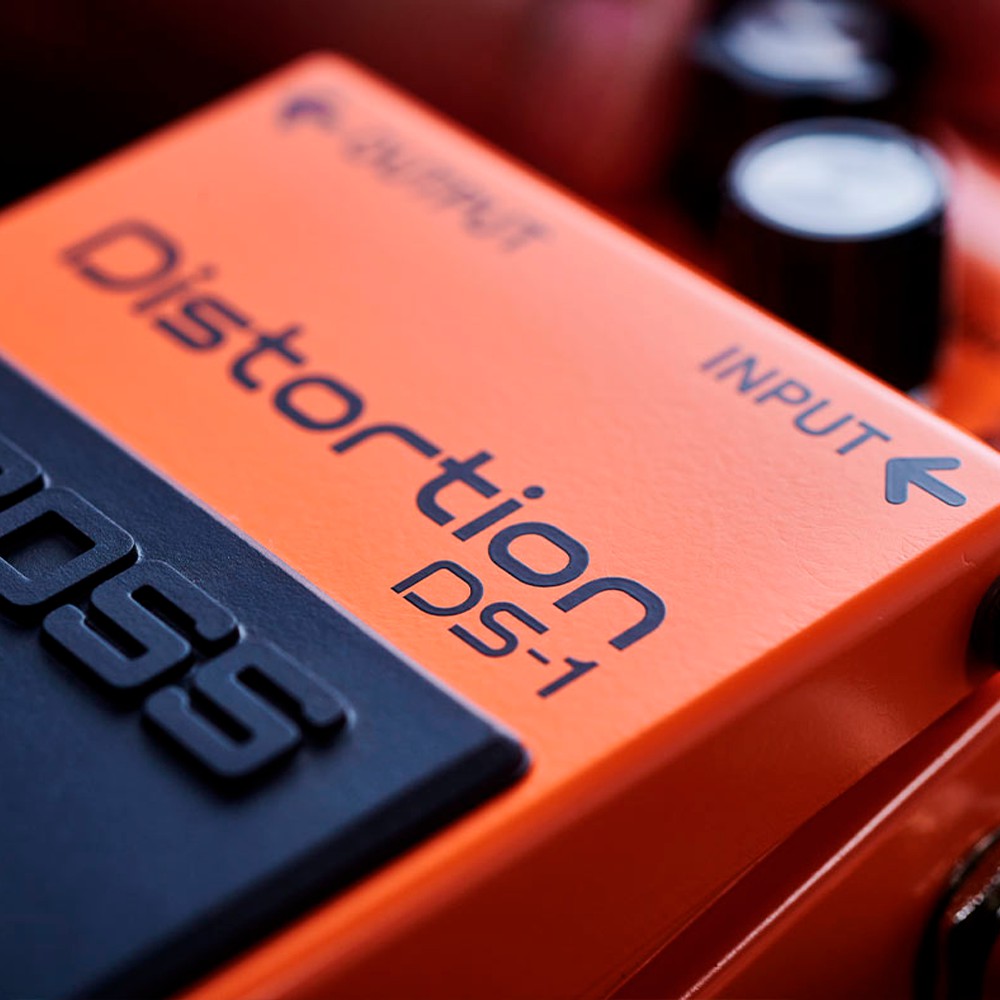 BOSS Distortion DS-1 Analog.Manカスタム RE-J BOSS Distortion DS-1 Analog.Manカスタム RE-J USED Analogman Modded