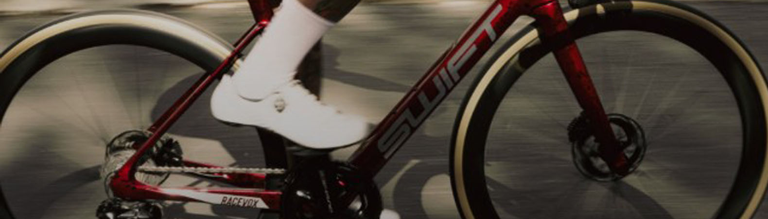 SWIFT TT