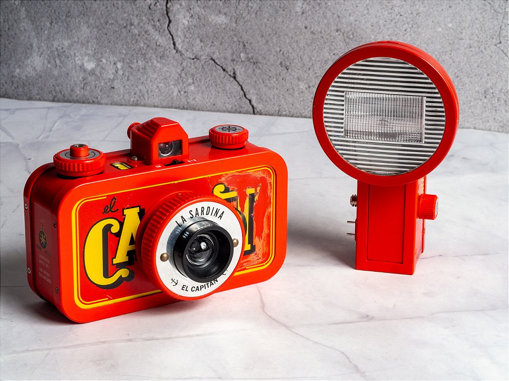 フィルムカメラ lomography La Sardina Camera La Sardina Camera & Flash Acapulco Caleta – Lomography