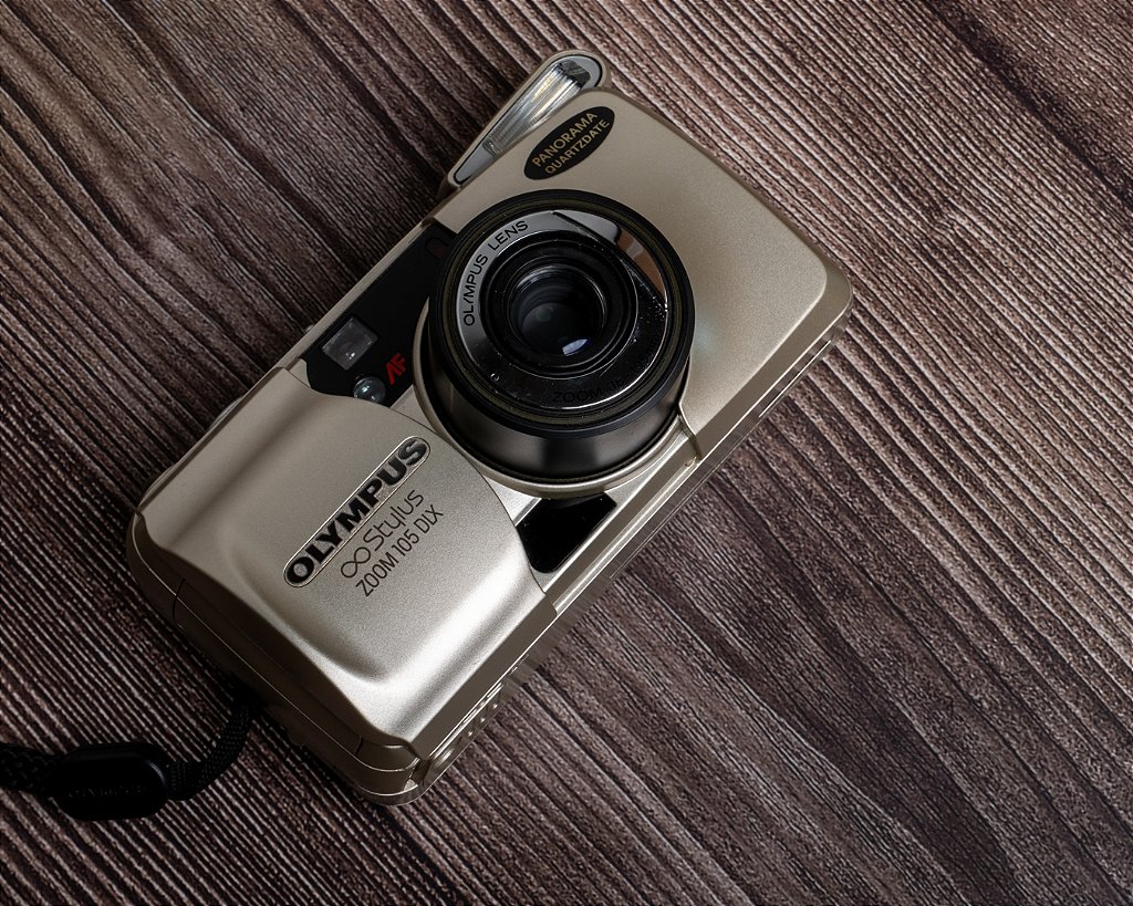 Câmera 35mm - Olympus Stylus Zoom 105 / Mju Zoom 105 DLX (9.5/10