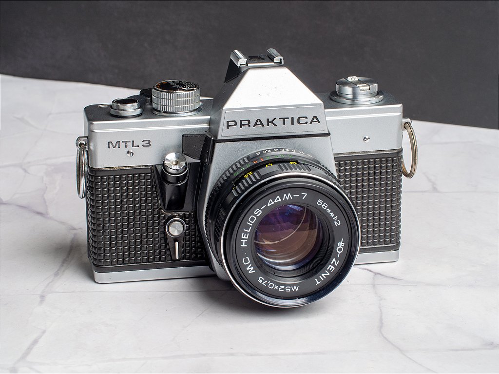 Câmera 35mm - Praktica MTL3 (9/10) + Lente 58mm f2 Helios (9/10) +