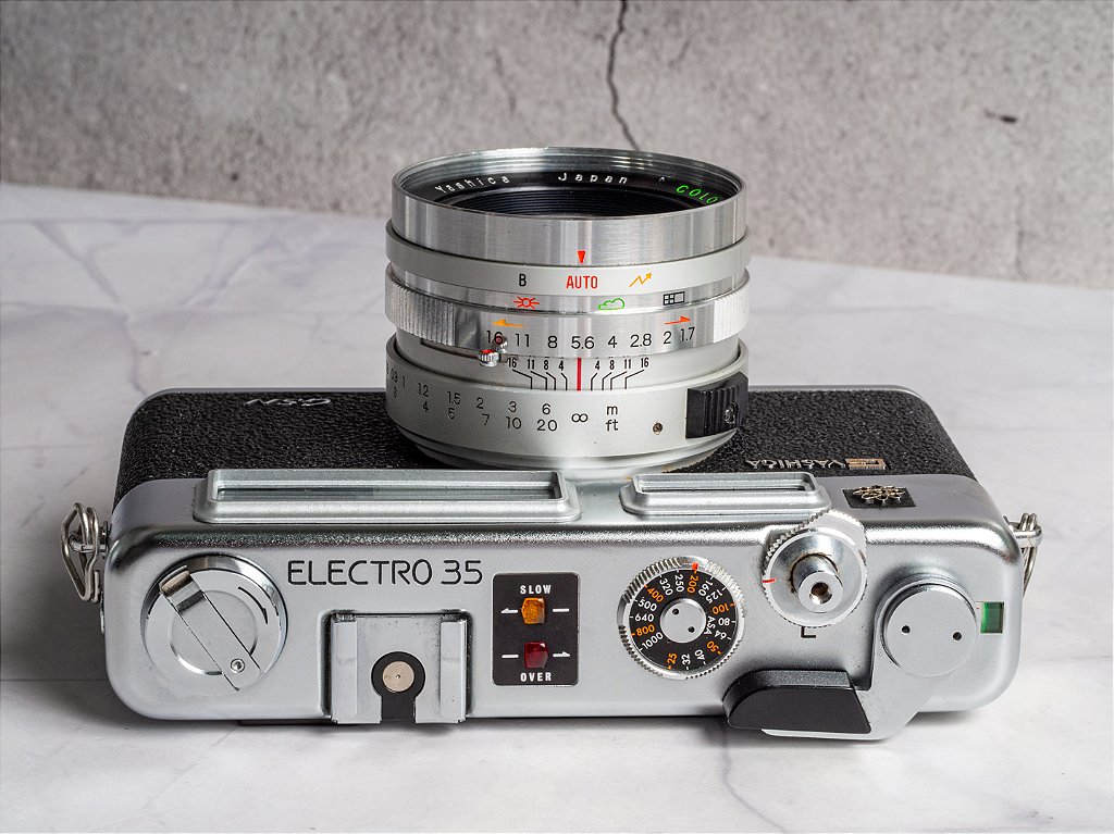 Câmera 35mm - Yashica Electro 35 GSN (9.7/10) + Alça + Filme +