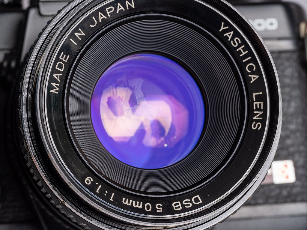 Câmera 35mm - Yashica FX-3 Super 2000 (9.7/10) + Lente 50mm f1.9 +