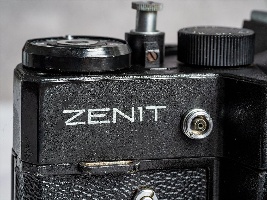 ZENIT 11・フィルムカメラ ＋ レンズhelios 58mm f2film ZENIT 11・フィルムカメラ ＋ レンズhelios 58mm f2film 🟢Zenit