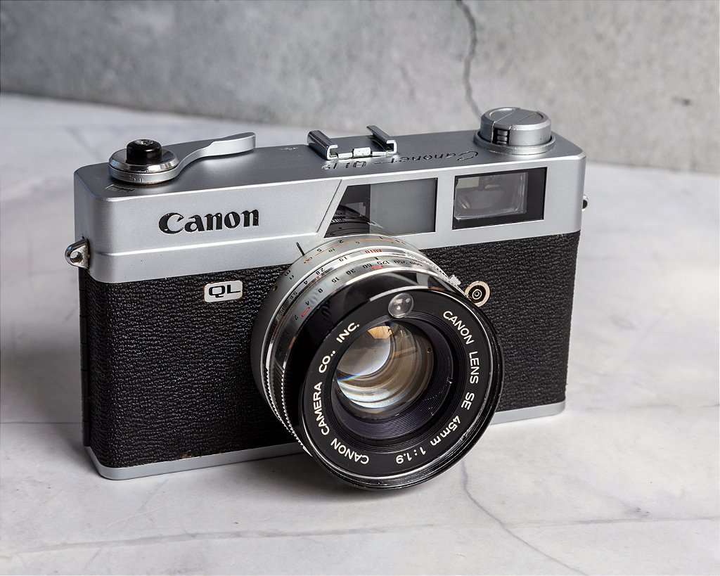 Câmera 35mm - Canon Canonet QL19 (9/10) + Alça Nova + Filme + Case
