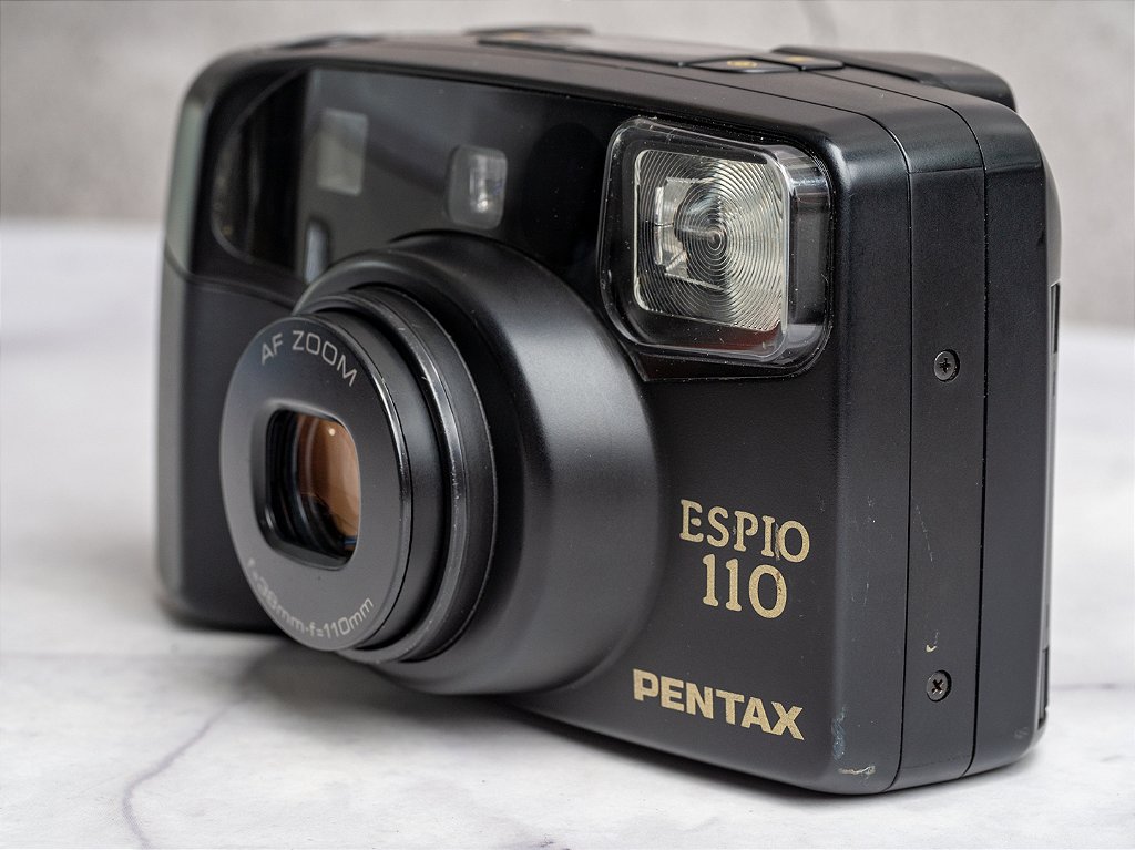 Câmera 35mm - Pentax Espio 110 (9.5-10) + Bateria - Foto com Filme