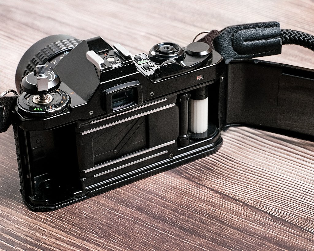 ペンタックス PENTAX　MEスーパー‪ PENTAX BLACK BODY Câmera 35mm - Pentax ME Super (9.8/10) + Lente 50mm f/1.4 + Alça