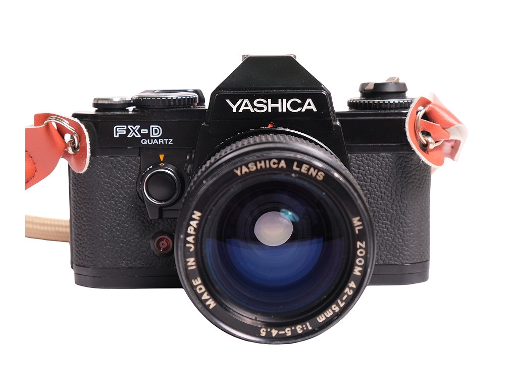 Câmera 35mm - Yashica FX-D (9.7) + Lente 42-75mm (7) + Bateria +