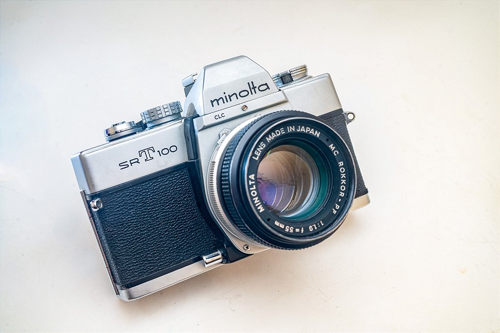 Câmera 35mm - Minolta SRT 100 (8.0/10) + Lente 55mm f/1.9 (8.5/10