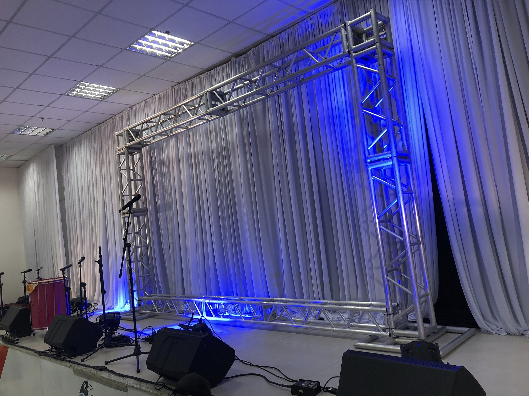 Locação Backdrop em Alumínio