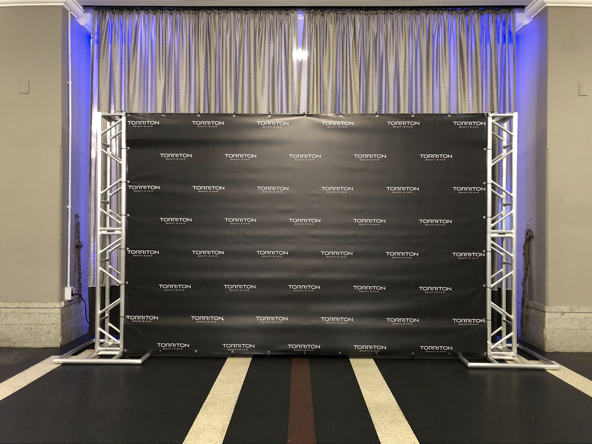 Locação Backdrop em Alumínio