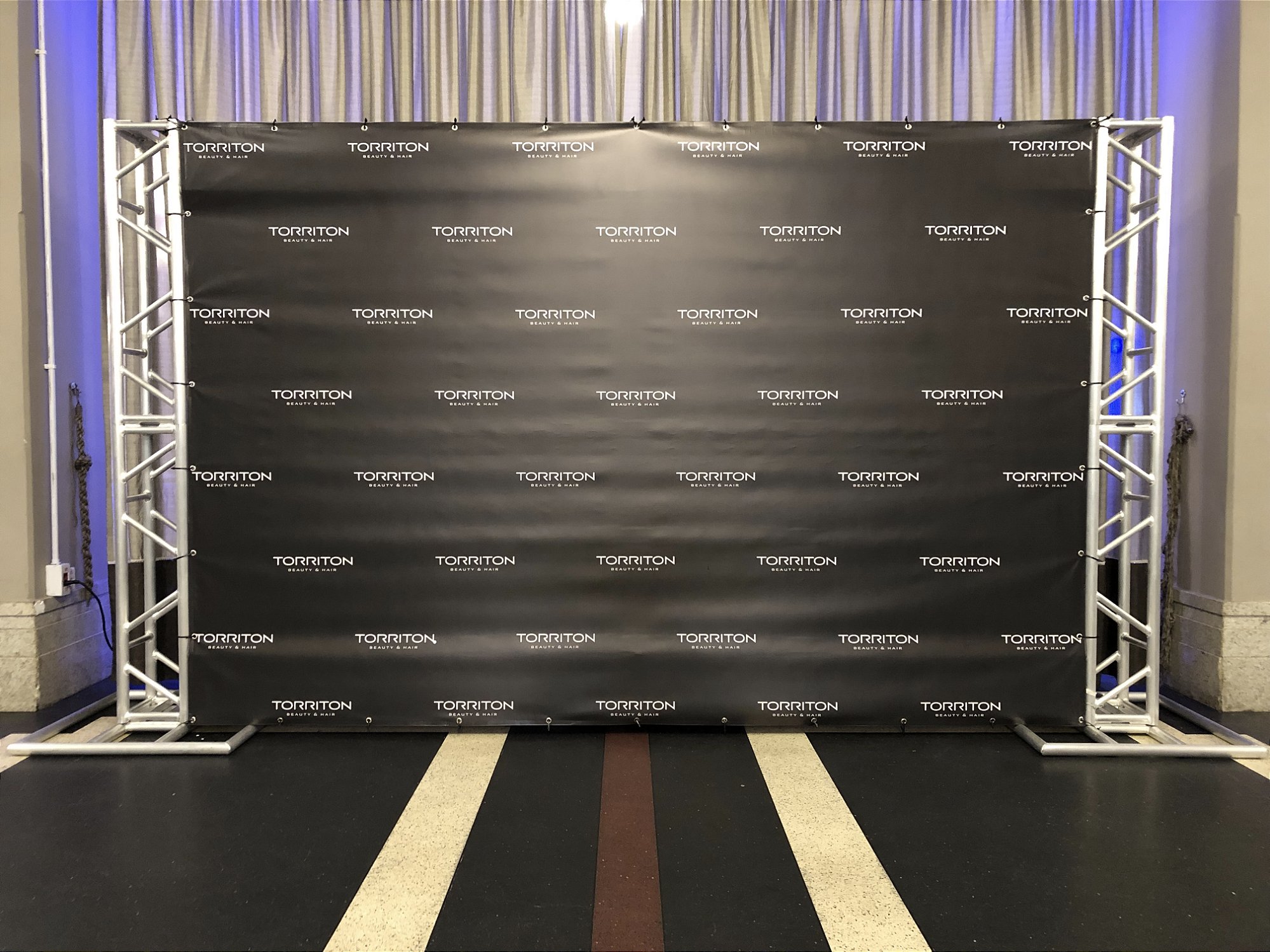 Locação Backdrop em Alumínio