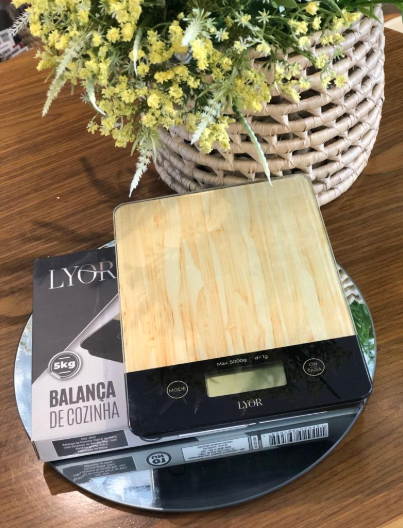 BALANÇA DE COZINHA DIGITAL DE VIDRO COM ESTAMPA DE BAMBU ATÉ 5KG - LYOR
