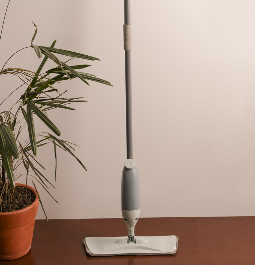 MOP SPRAY COM CABO FIXO DE 126CM E RESERVATÓRIO 350ML - LYOR
