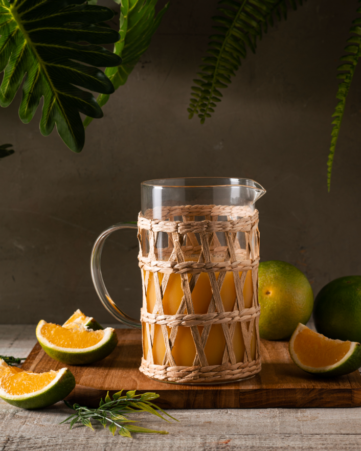 JARRA DE VIDRO COM DECORAÇÃO EM FIBRA NATURAL 1L - WOLFF