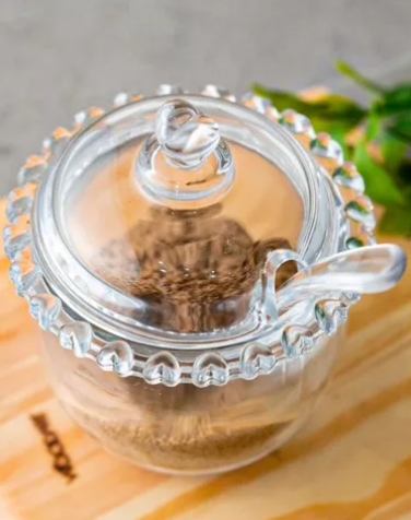 AÇUCAREIRO DE CRISTAL COM COLHER E TAMPA DE CORAÇÃO - LYOR