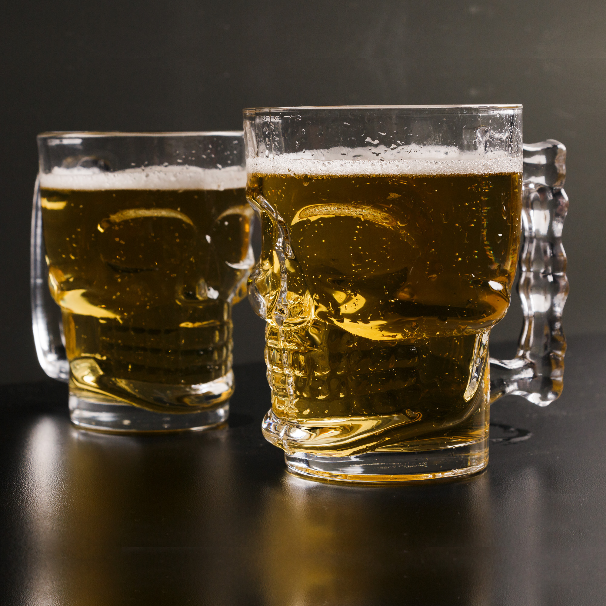 CANECA PARA CHOPP DE VIDRO CAVEIRA ROCK STYLE 510ML - LYOR